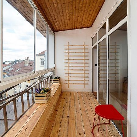 Big 4-Bedroom Flat, Terrace With Great Vitkov View Prague Luaran gambar