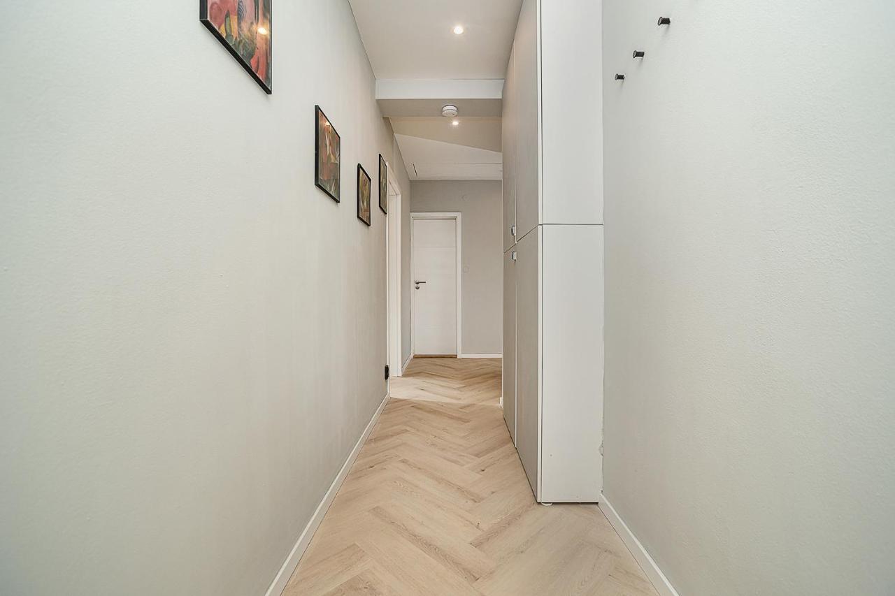 Big 4-Bedroom Flat, Terrace With Great Vitkov View Prague Luaran gambar
