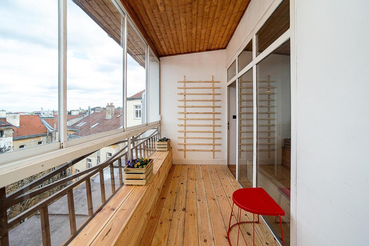 Big 4-Bedroom Flat, Terrace With Great Vitkov View Prague Luaran gambar